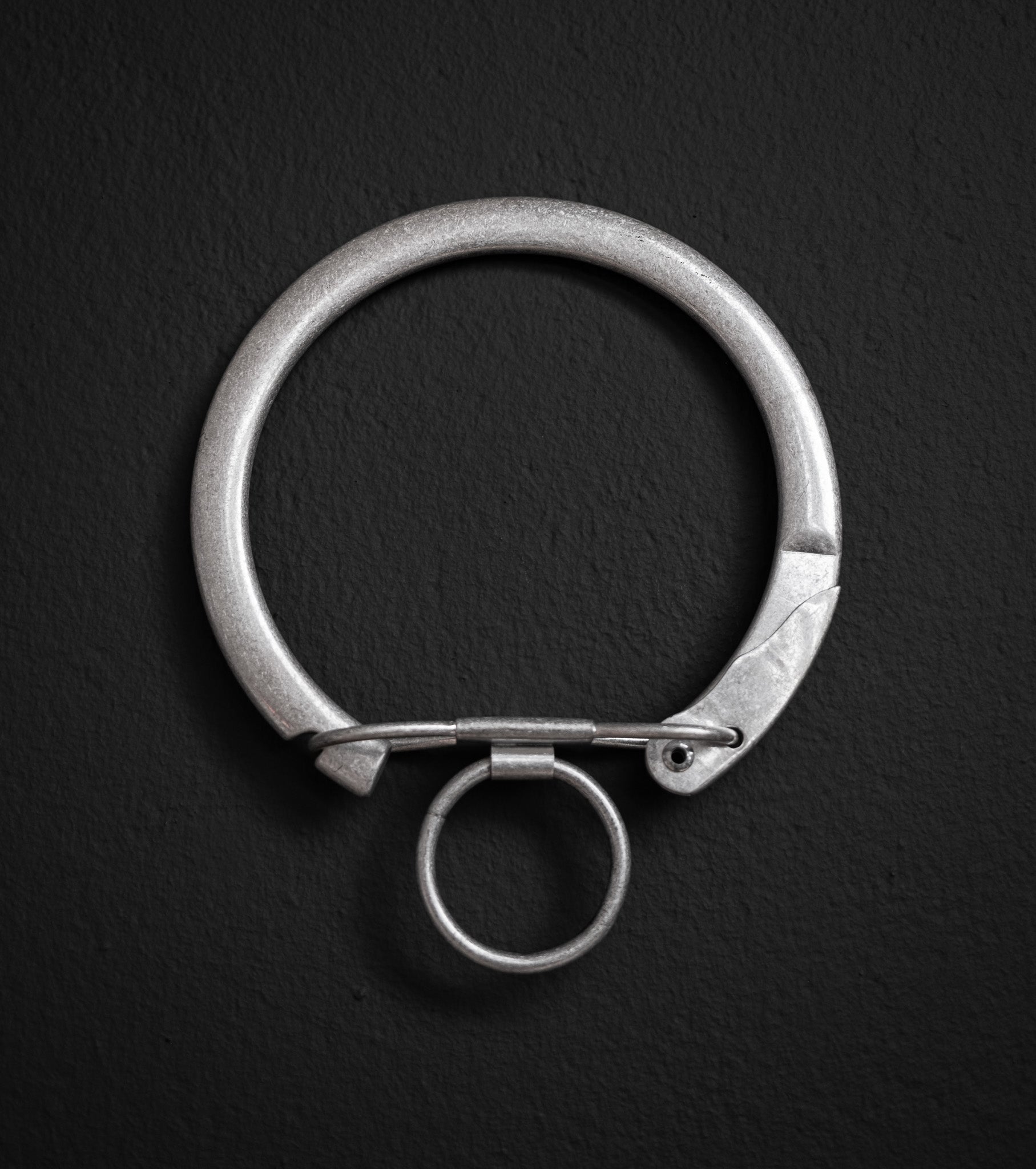 MAISON MARTIN MARGIELA x H&M Enlarged Key Ring Necklace – House of