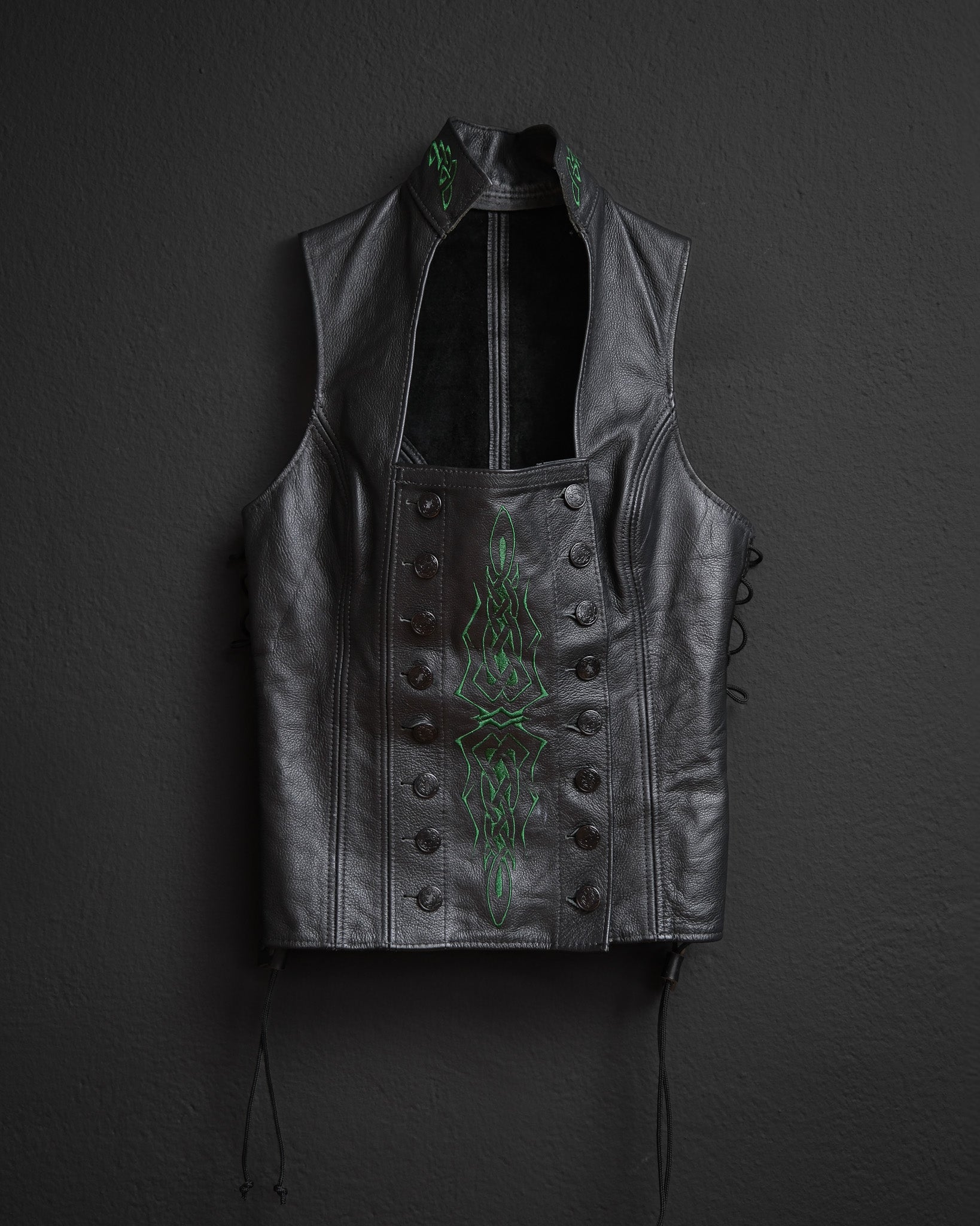 RAVENSWOOD LEATHER Embroidered Tribal Corset