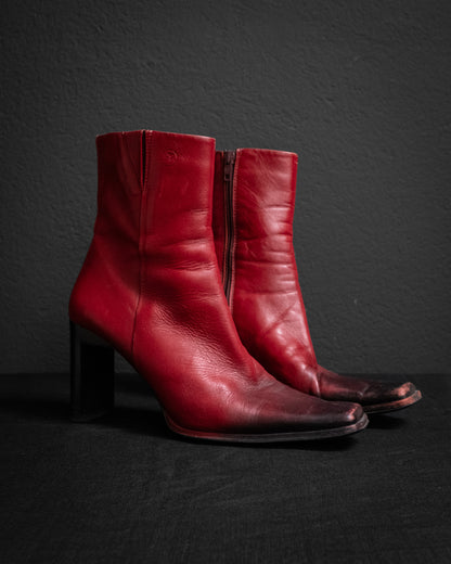 Red & Black Ombre Fade Heel Boots, EU 39