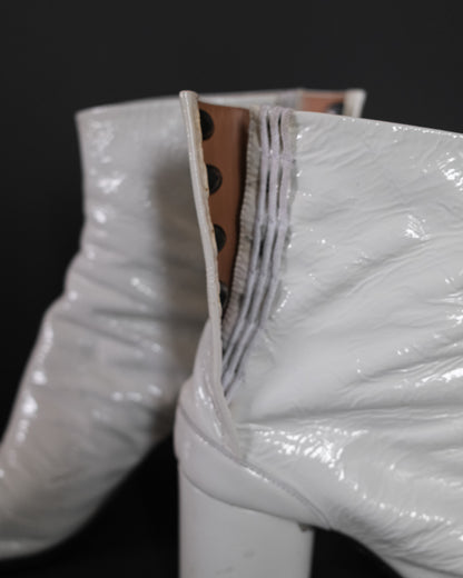 MAISON MARGIELA Patent White Tabi Boots A/W 2018, EU 39