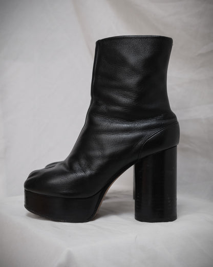 MAISON MARGIELA Tabi Platform Boots Black Leather, EU 36