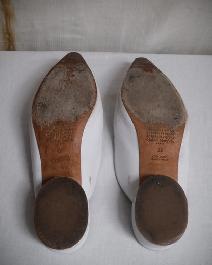 MAISON MARGIELA White Leather Kiki Mules with Four-Stitch, EU 37